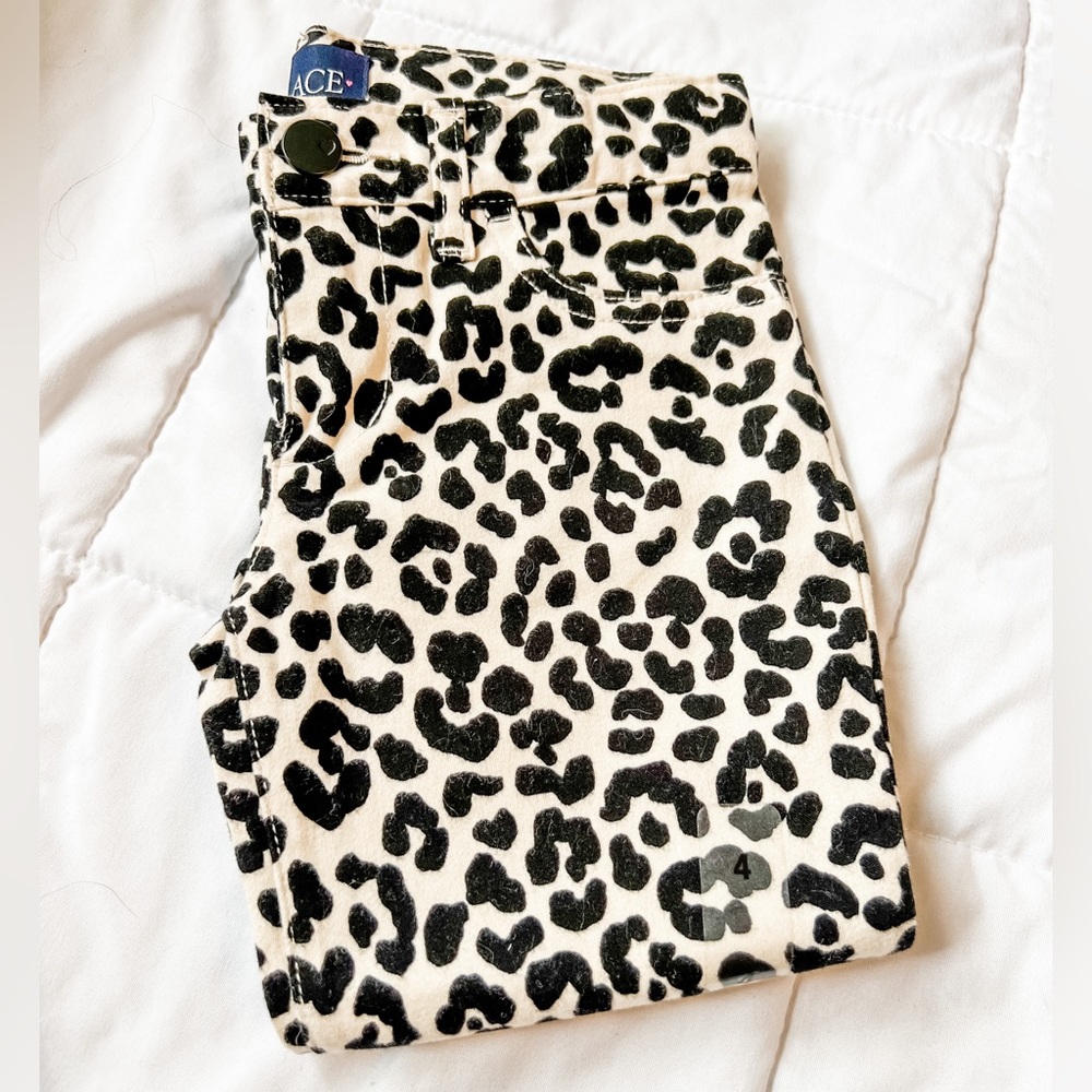 Children’s Place girls leopard jeans - toddler size 4
